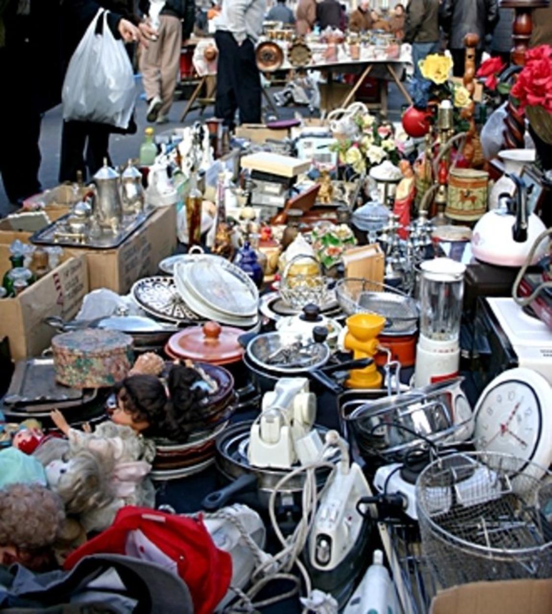 Mercatino delle pulci